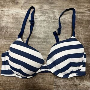 Flirtitude “my fave t-shirt bra” Striped Bra Size 36C